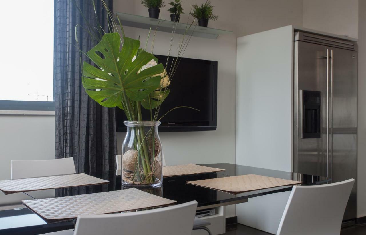 Luxury Penthouse 2 Bed Near Rothchild Apartamento Tel Aviv Exterior foto